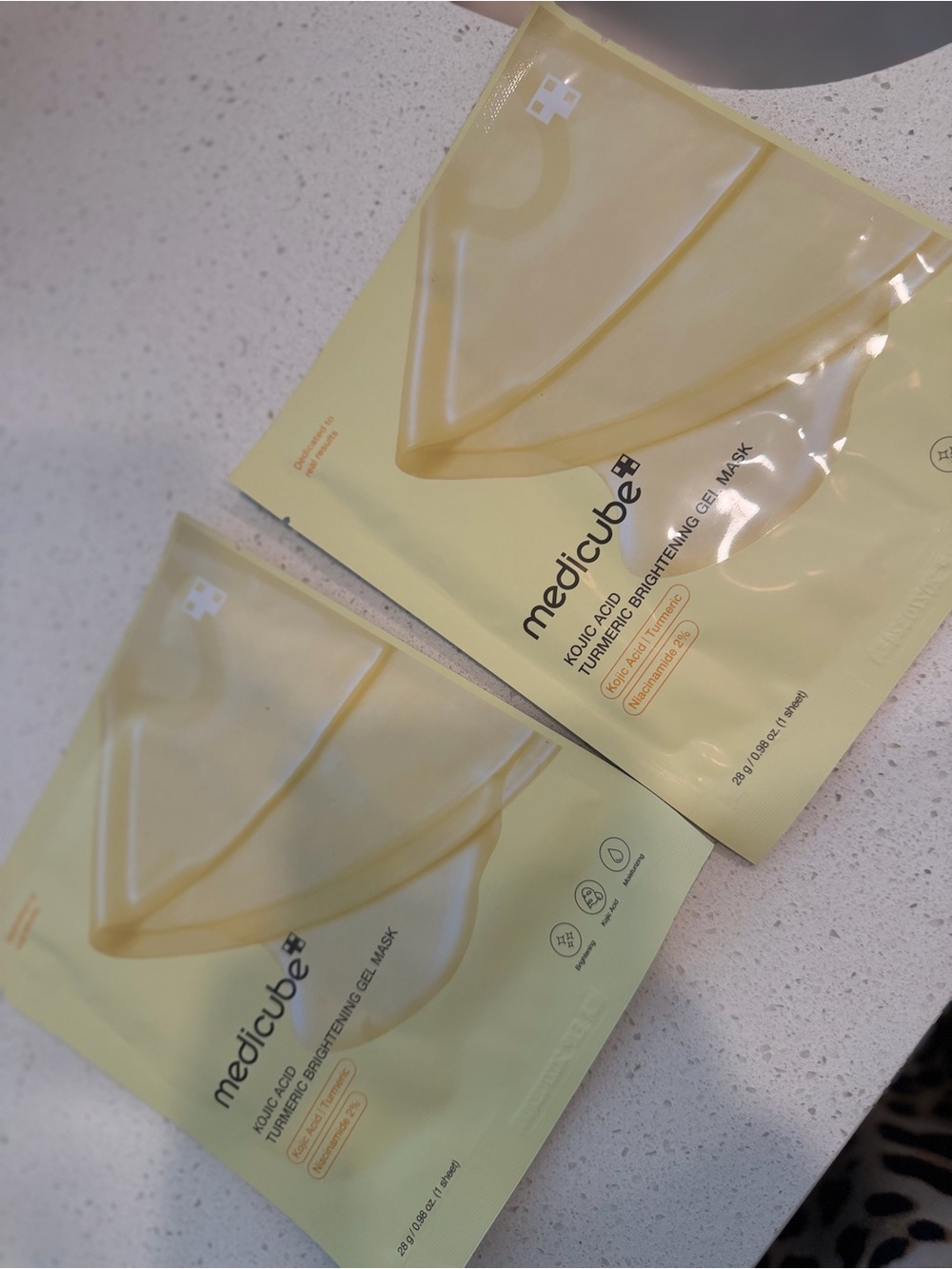 Medicube Turmeric Brightening Gel Mask – Yellow